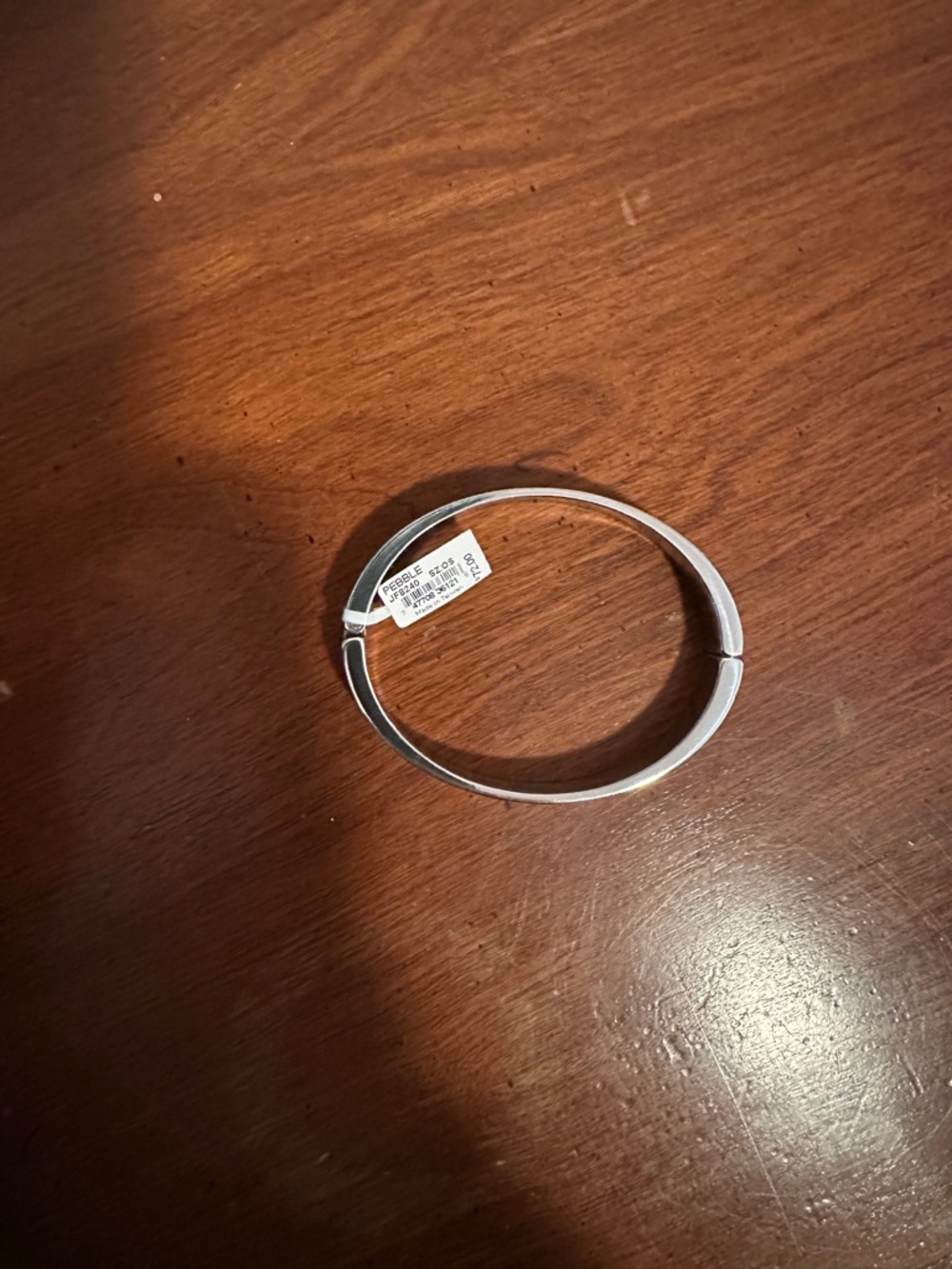 NWT Brand new, never used Brighton Pebble Hinged Bangle Bracelet. - Picture 3 of 5